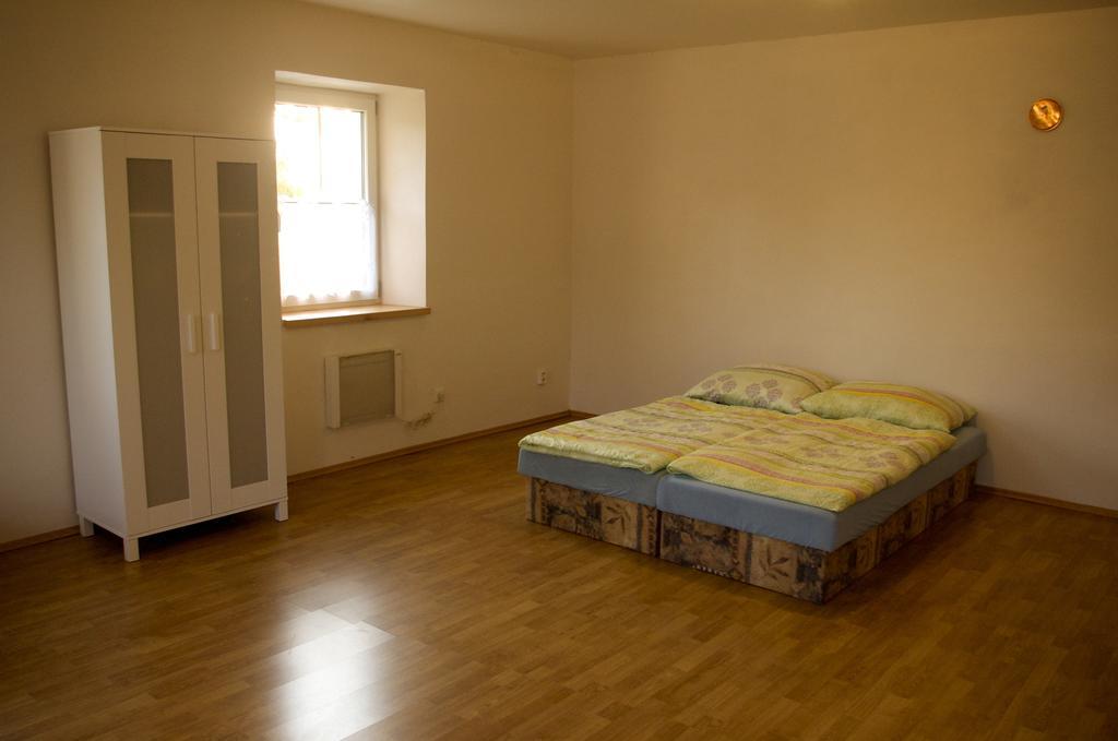 Apartmány Růžová Habitación foto